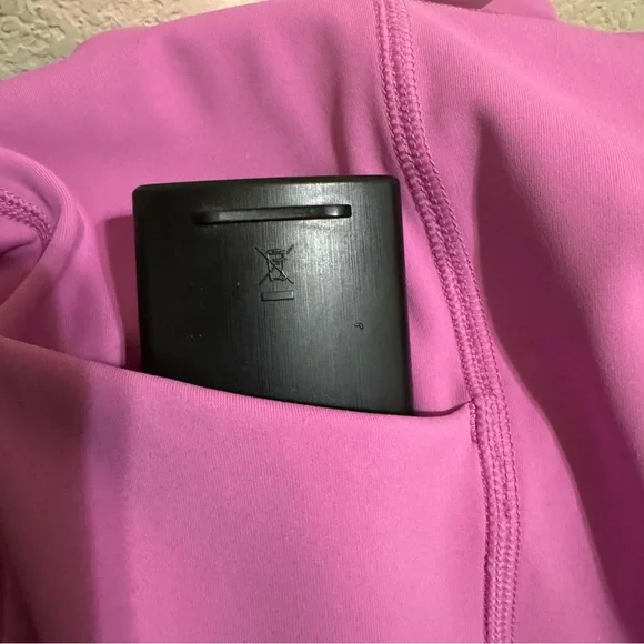 NWT TEK Gear High Rise Capri Leggings - Picture 9 of 9